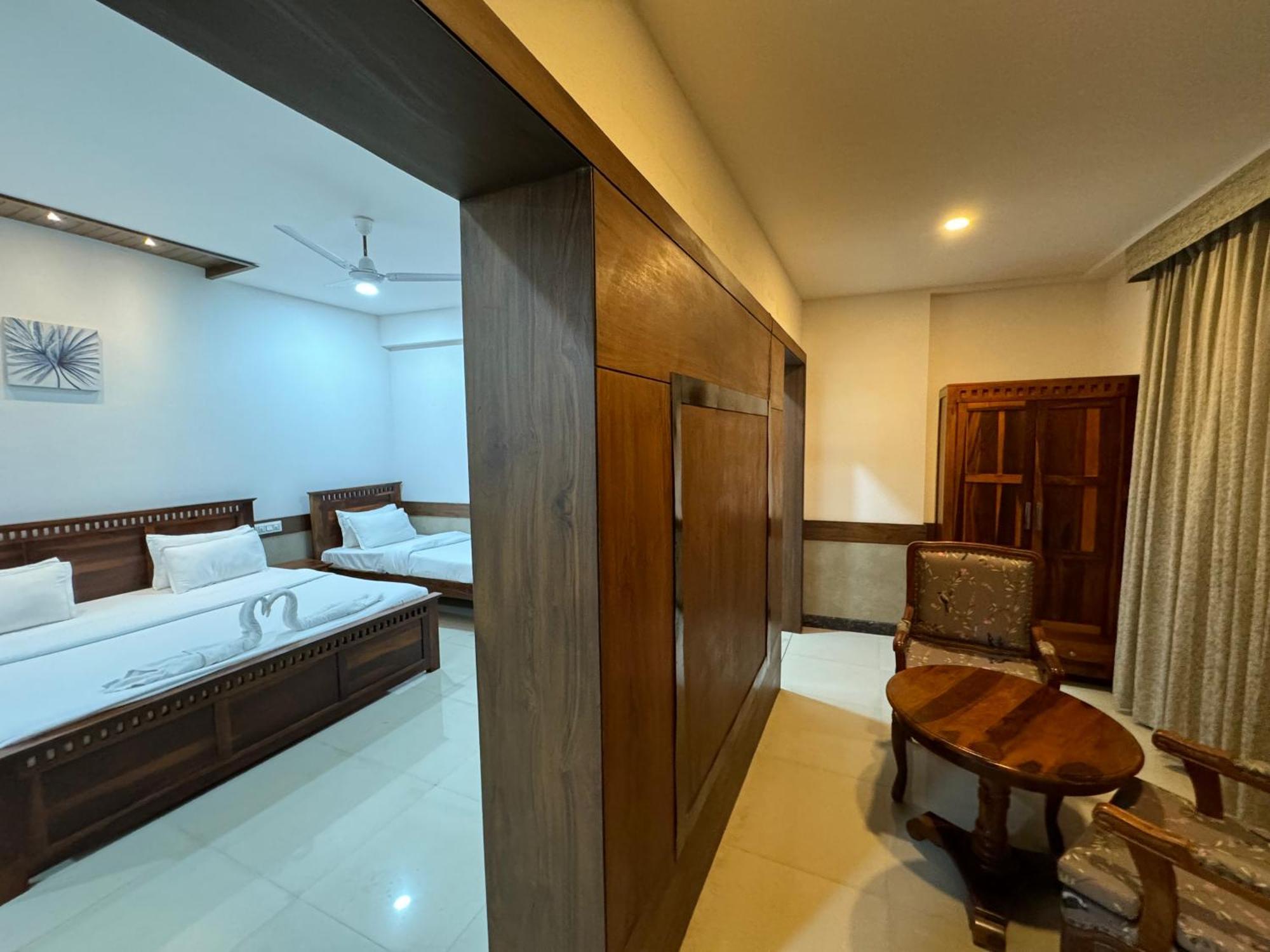 Hotel Tirth By Sonu'S Ujjain Exterior photo